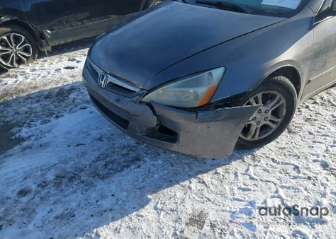 2006 Honda Accord 2.4 Ex из США, поврежденный, VIN 1HGCM56826A075654